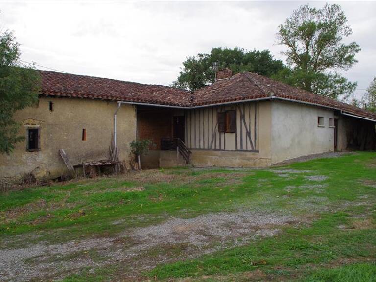 Ferme (tte) de 3 pièces principales — photo 1