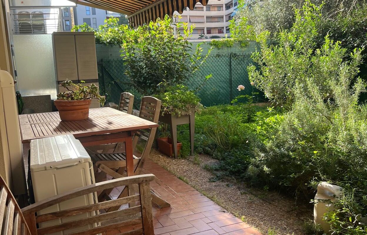 appartement 2 pièces 48 m2 à vendre à Roquebrune-Cap-Martin (06190)