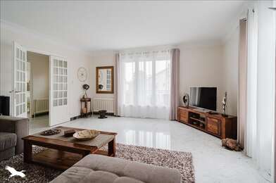 Maison 5 pièces 598830 €