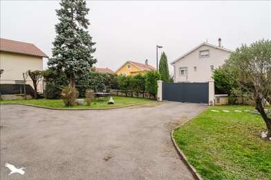 Maison 5 pièces 598830 €