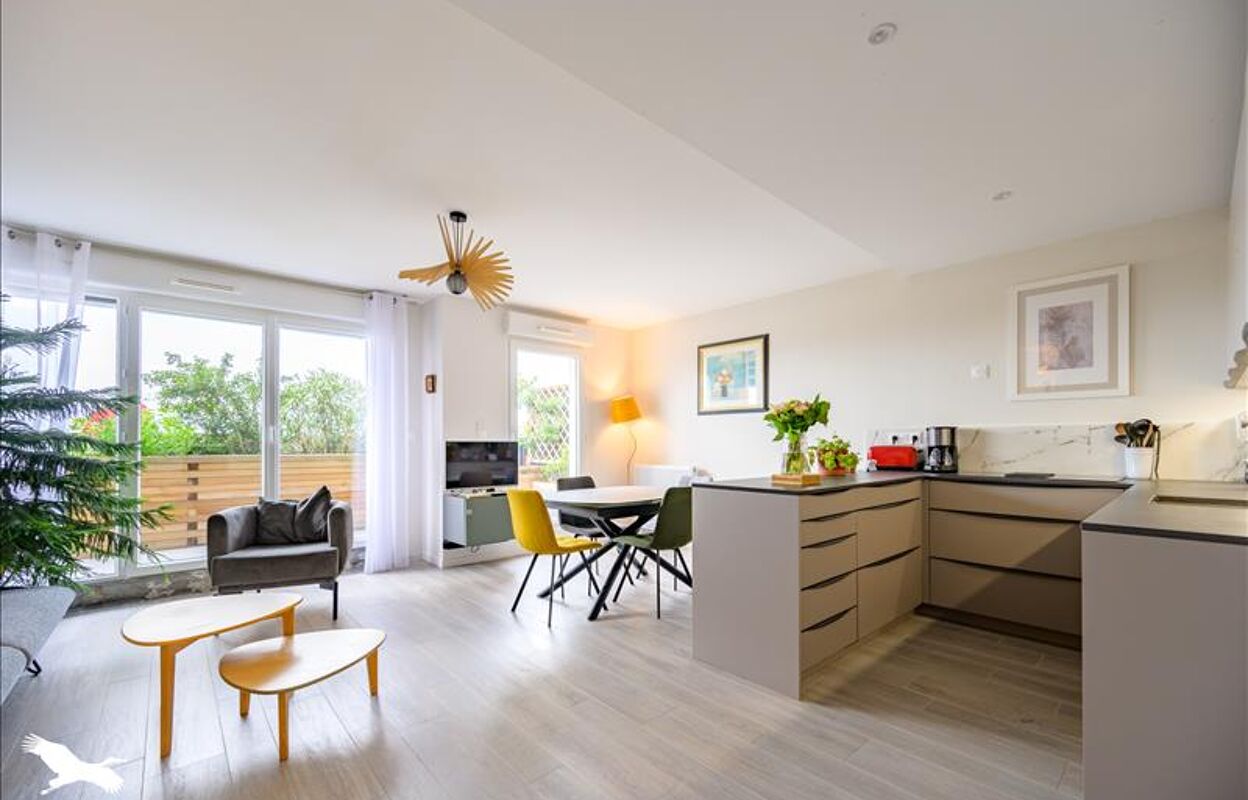 appartement 4 pièces 83 m2 à vendre à La Rochelle (17000)