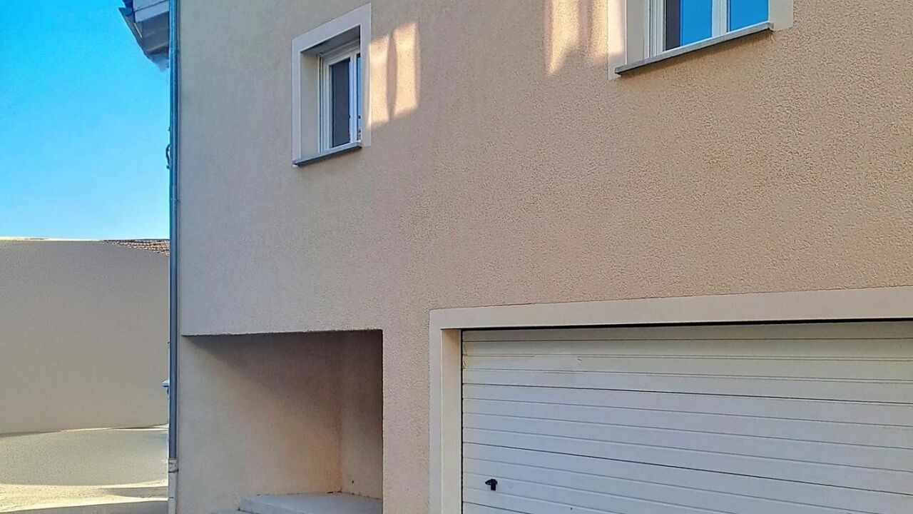 maison 4 pièces 103 m2 à vendre à Saint-Jean-de-Moirans (38430)