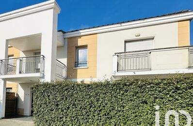 vente appartement 145 000 € à proximité de Artix (64170)