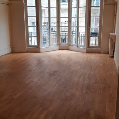 Appartement 1 pièce 54 m²