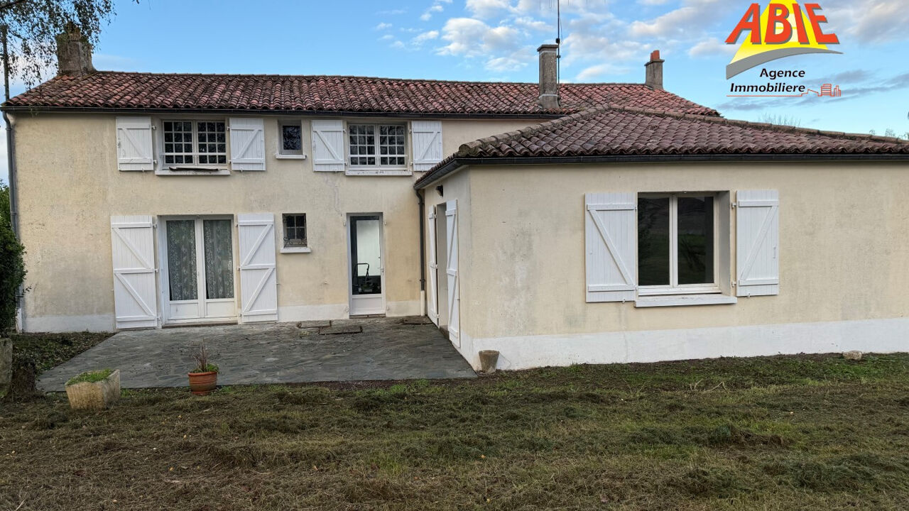 maison 6 pièces 166 m2 à vendre à Xanton-Chassenon (85240)