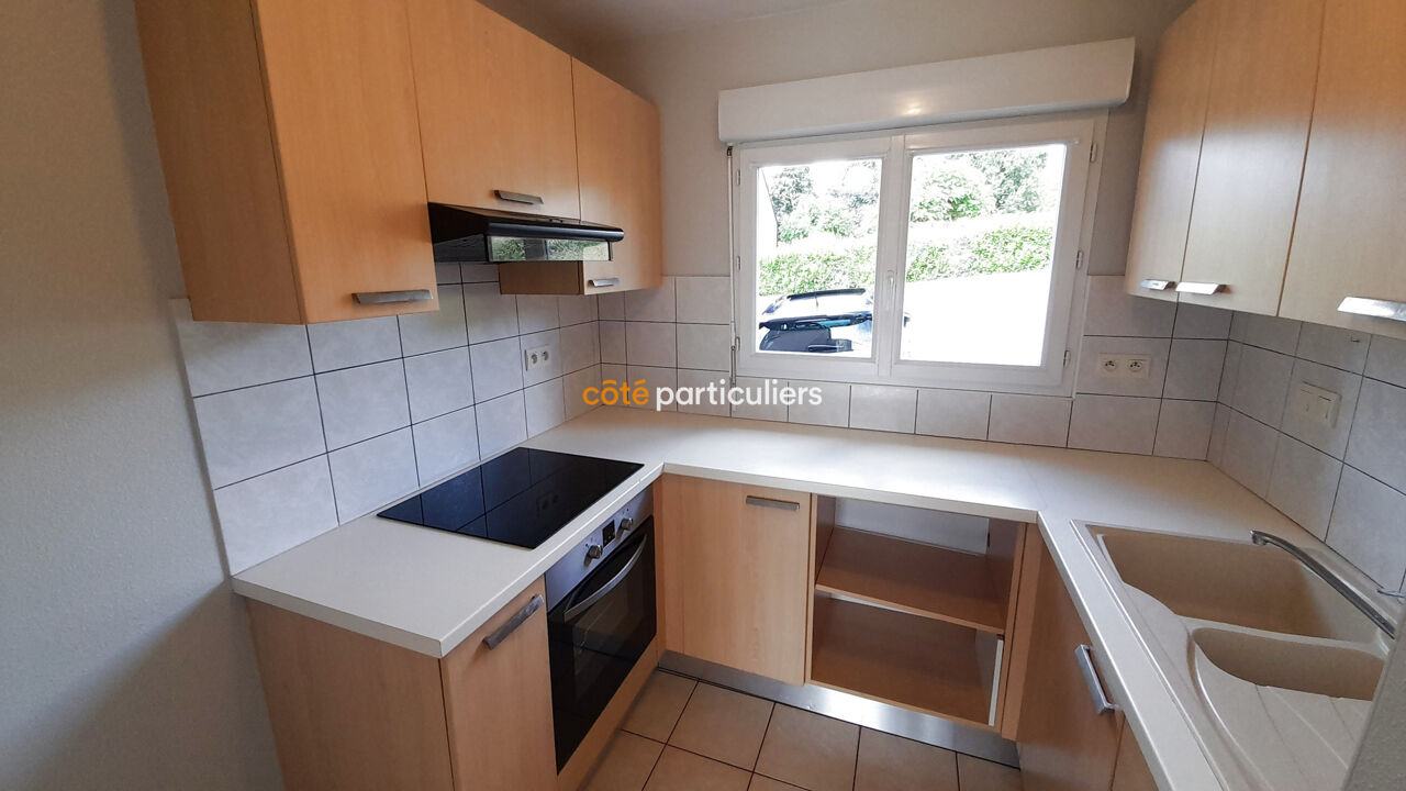 appartement 3 pièces 60 m2 à louer à Luc-la-Primaube (12450)