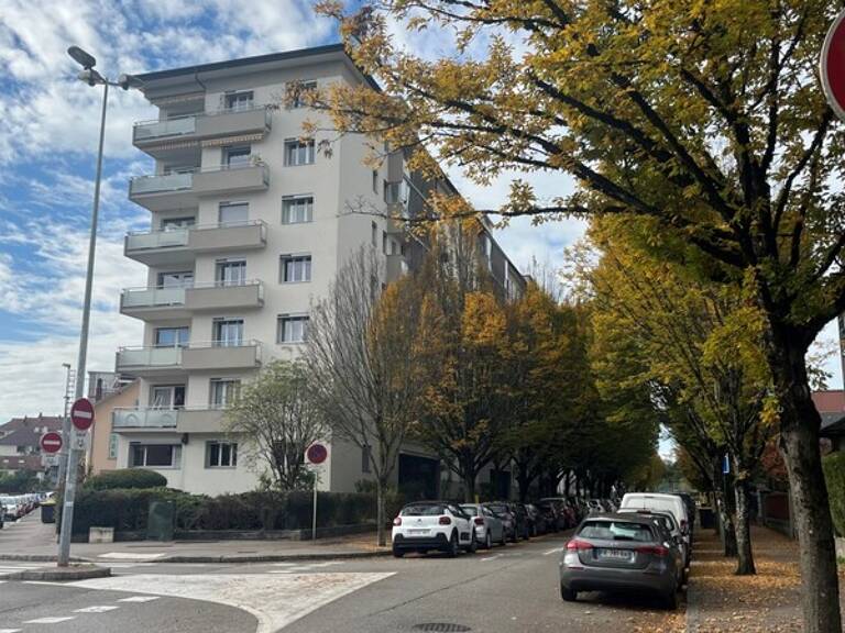 T1 — photo 1