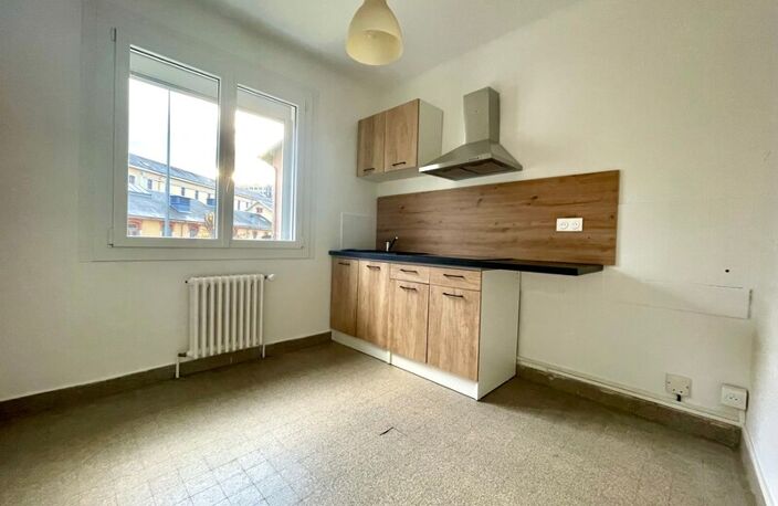 T1 — photo 2