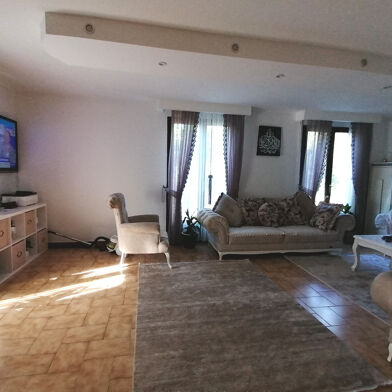 Appartement 7 pièces 645000 €