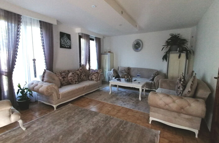 Genas, maison de 210 m2 habitable — photo 4