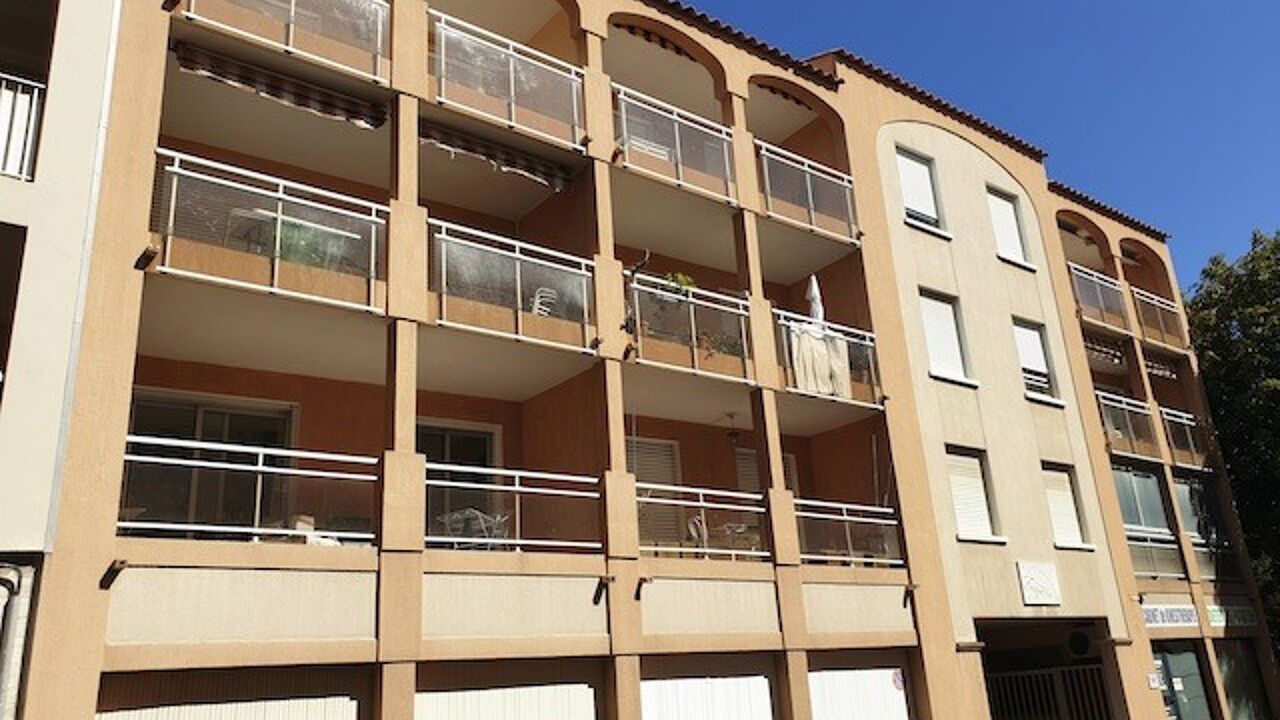 appartement 3 pièces 64 m2 à louer à Sanary-sur-Mer (83110)