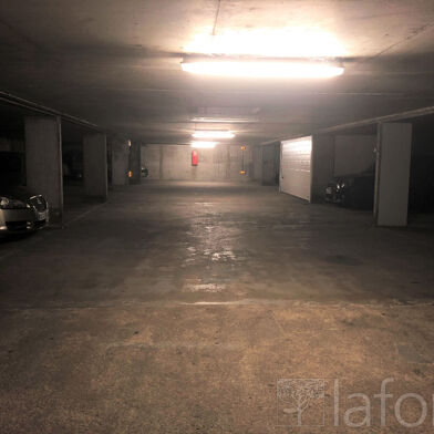 Parking 11 m²