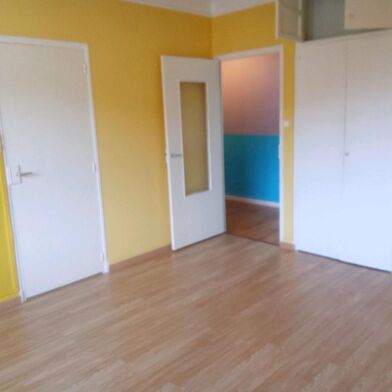 Appartement 3 pièces 442 €
