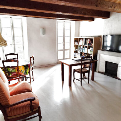 Appartement 3 pièces 153500 €