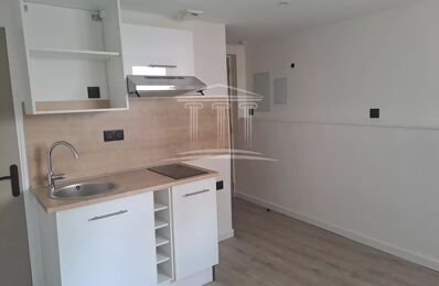 location appartement 540 € CC /mois à proximité de Althen-des-Paluds (84210)