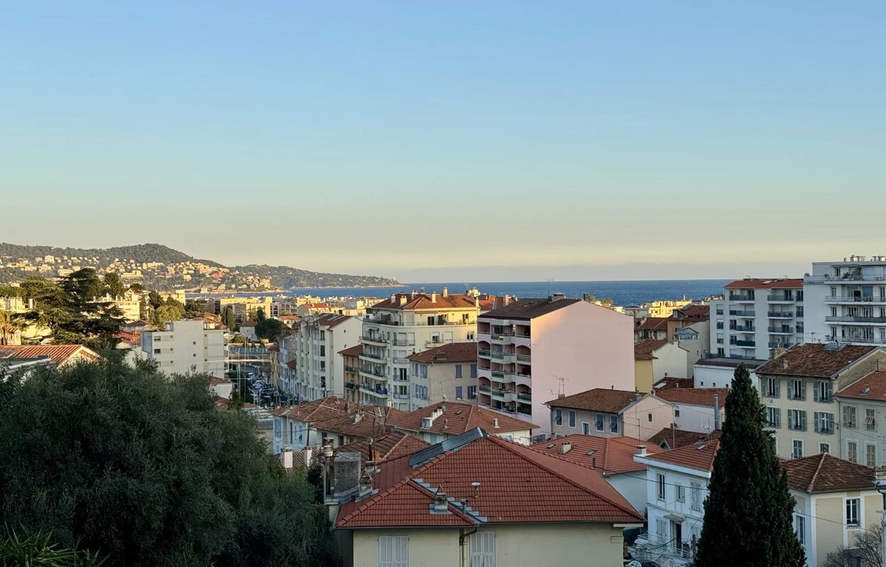 appartement 3 pièces 68 m2 à vendre à Nice (06200)