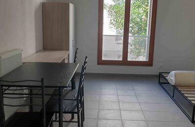 location appartement 780 € CC /mois à proximité de Villepinte (93420)