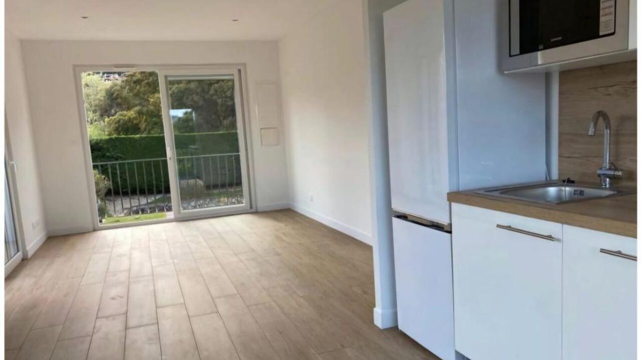 appartement 3 pièces 60 m2 à louer à Mandelieu-la-Napoule (06210)