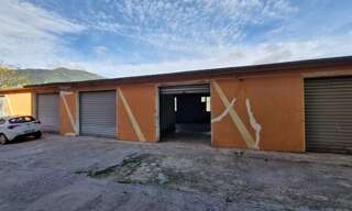 Local industriel  285 m² à louer à Ajaccio (20090)