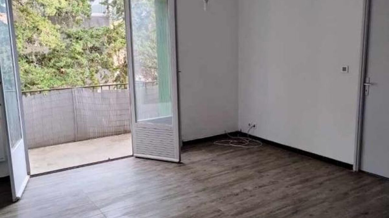 appartement 2 pièces 42 m2 à louer à Cadenet (84160)