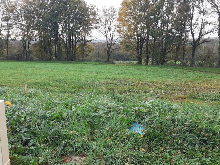 TERRAIN VIABILISÉ 430M2 — photo 1