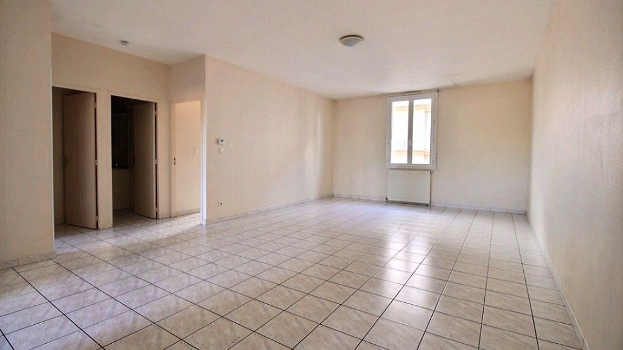 appartement 3 pièces 87 m2 à louer à Lavaur (81500)