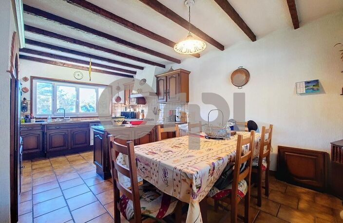 À Vendre : Ancien Corps de Ferme avec Fort Potentiel avec piscine, terrain de tennis et Dépendances et Terrain de 1,5 Hectare — photo 4