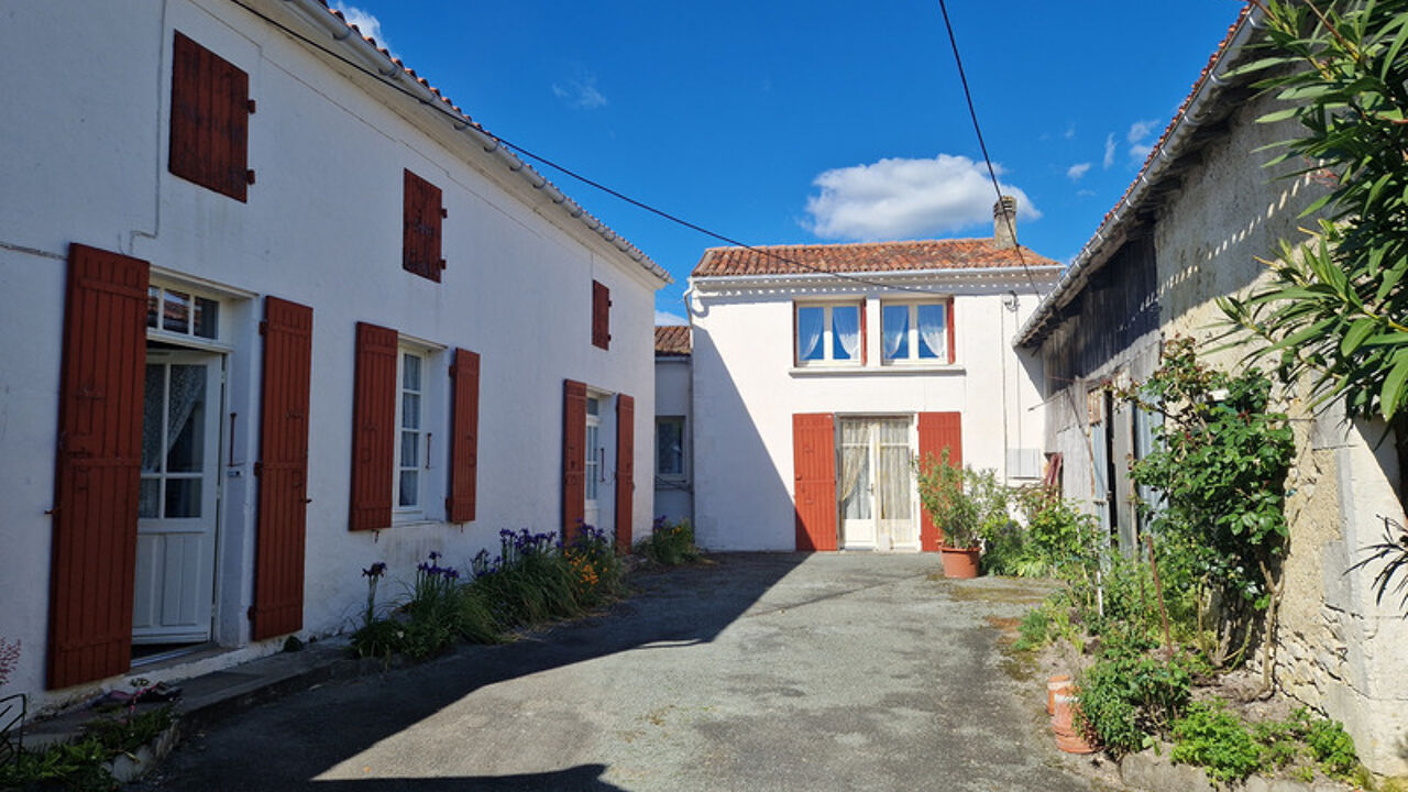 maison 5 pièces 148 m2 à vendre à Saint-Loup (17380)