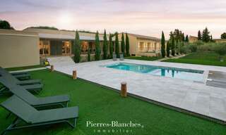 Maison 8 Pièces 267 m² à vendre à Uzès (30700)