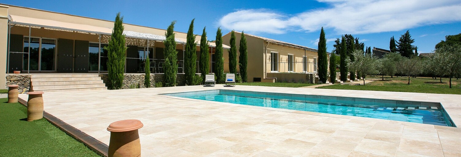 Maison 8 Pièces 267 m² à vendre à Uzès (30700)