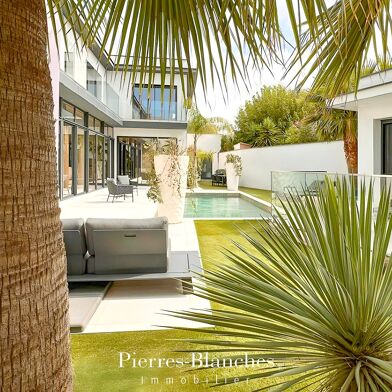 Maison 6 pièces 1630000 €