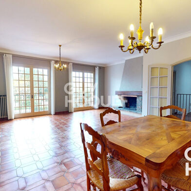 Maison 6 pièces 180 m²