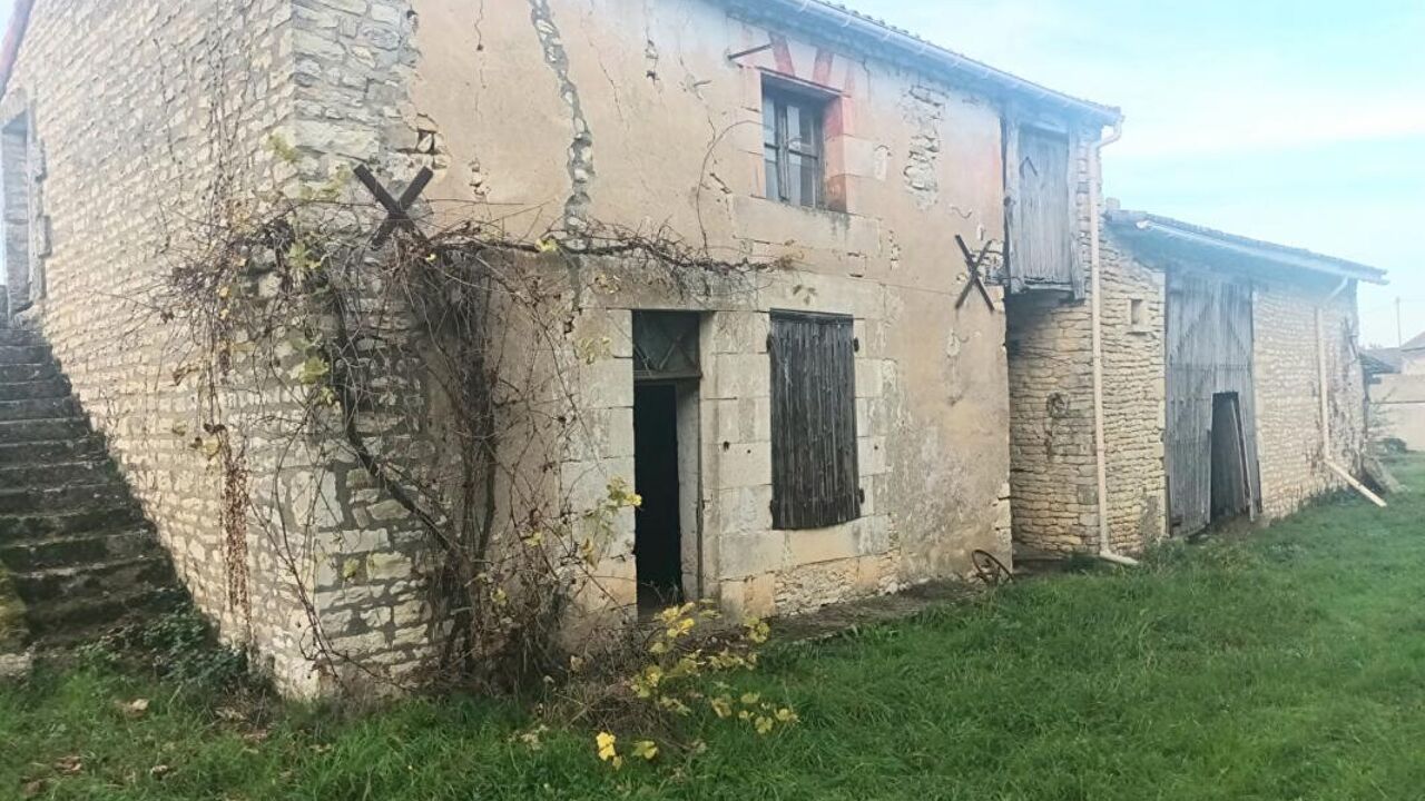 maison 3 pièces 150 m2 à vendre à Champigny en Rochereau (86170)