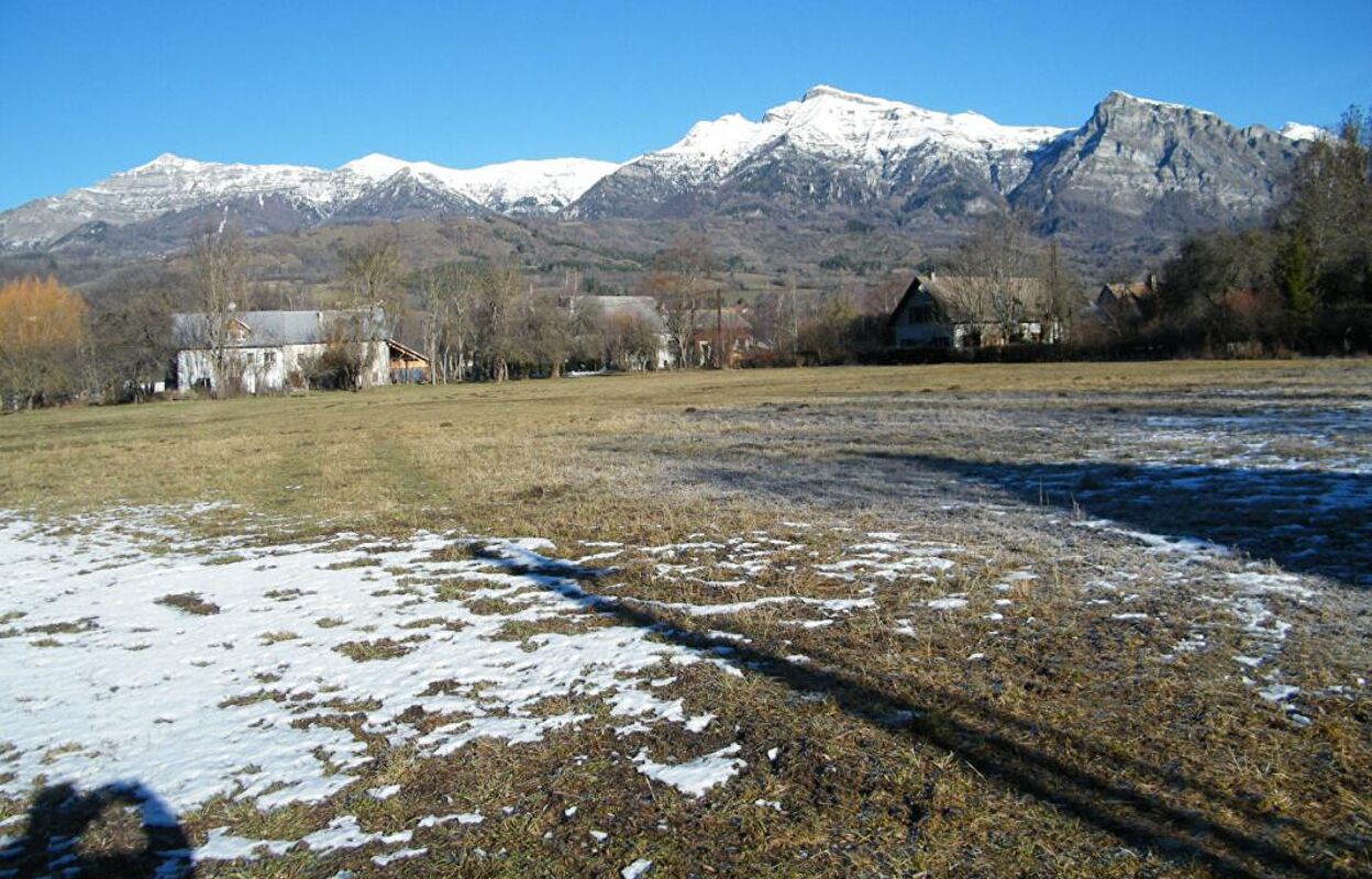 terrain  pièces 400 m2 à vendre à Chabottes (05260)