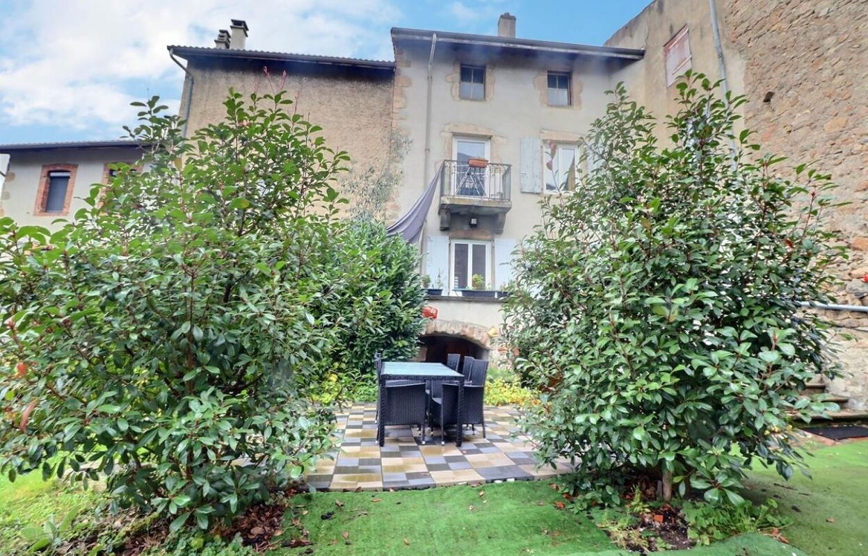 maison 6 pièces 190 m2 à vendre à Noirétable (42440)