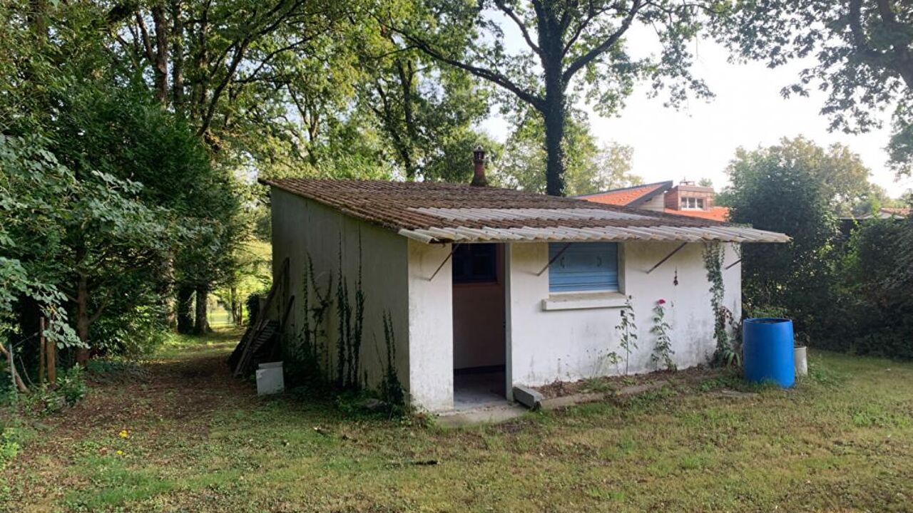 maison  pièces 1899 m2 à vendre à La Chevrolière (44118)