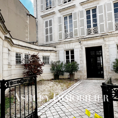 Maison 10 pièces 430 m²