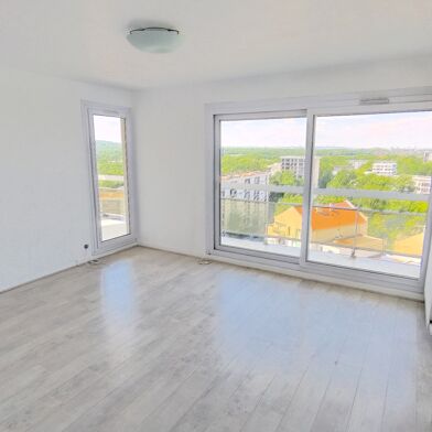 Appartement 4 pièces 82 m²