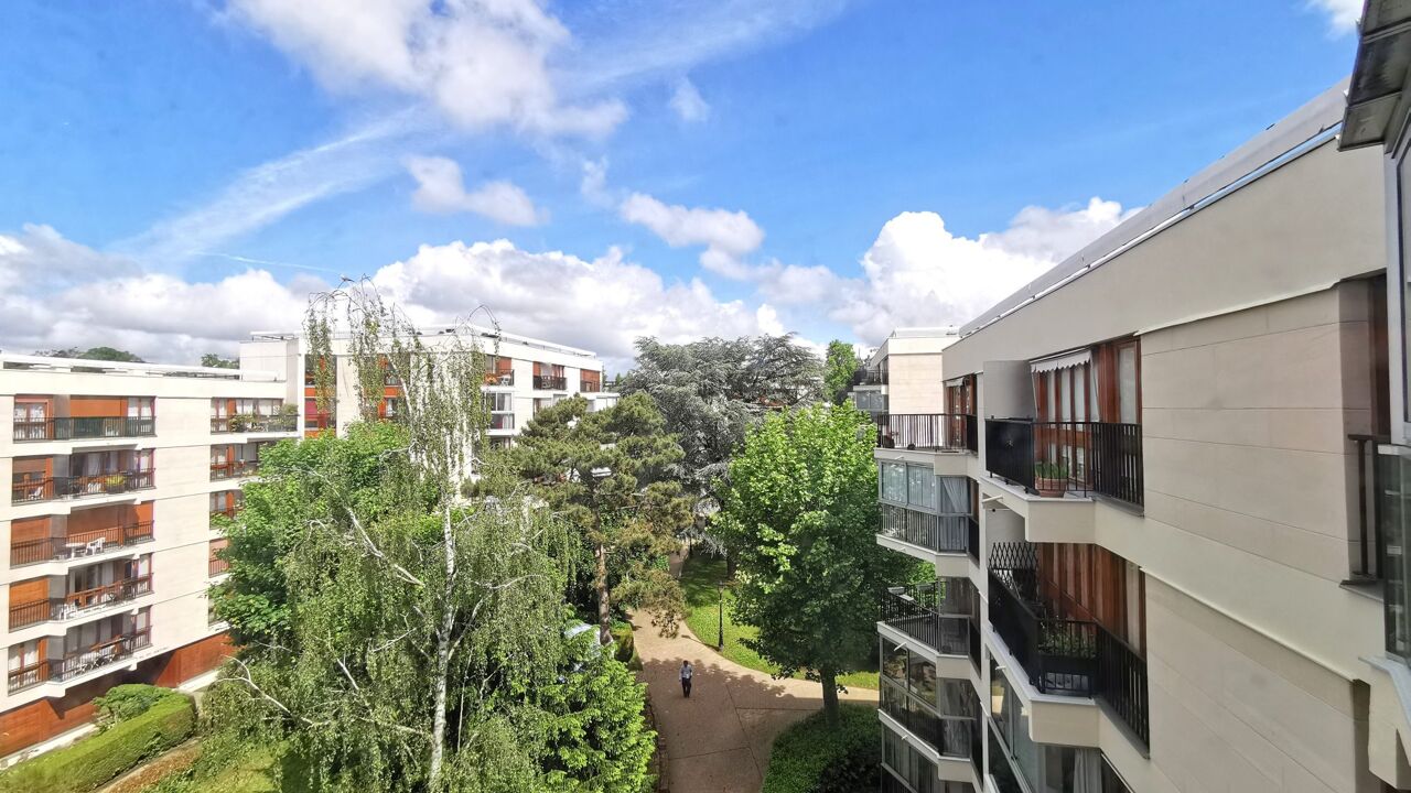 appartement 5 pièces 81 m2 à vendre à Le Chesnay-Rocquencourt (78150)