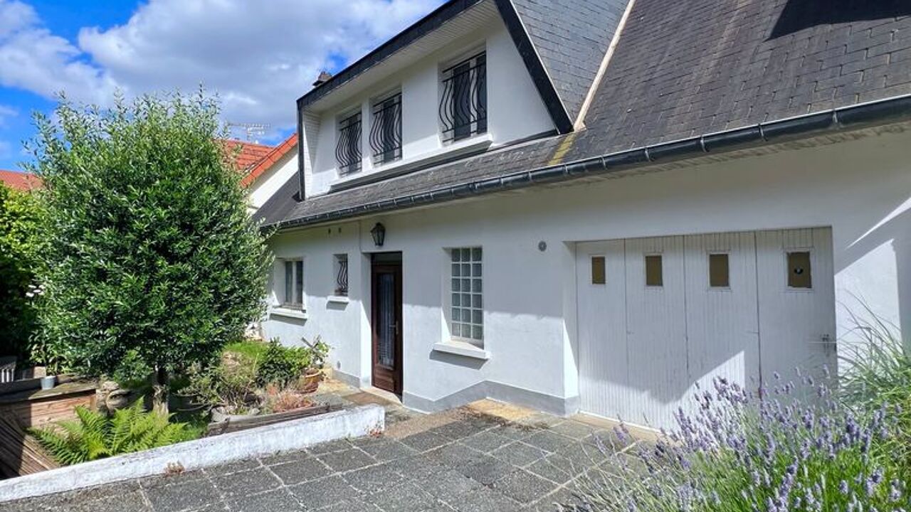 maison 7 pièces 225 m2 à vendre à Le Plessis-Robinson (92350)