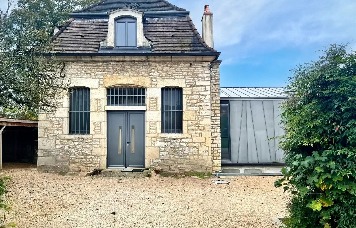 maison 7 pièces 250 m2 à vendre à Dole (39100)