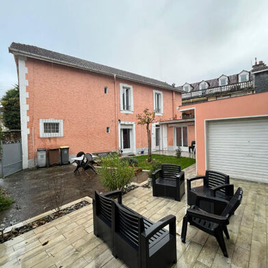 Maison 6 pièces 140 m²