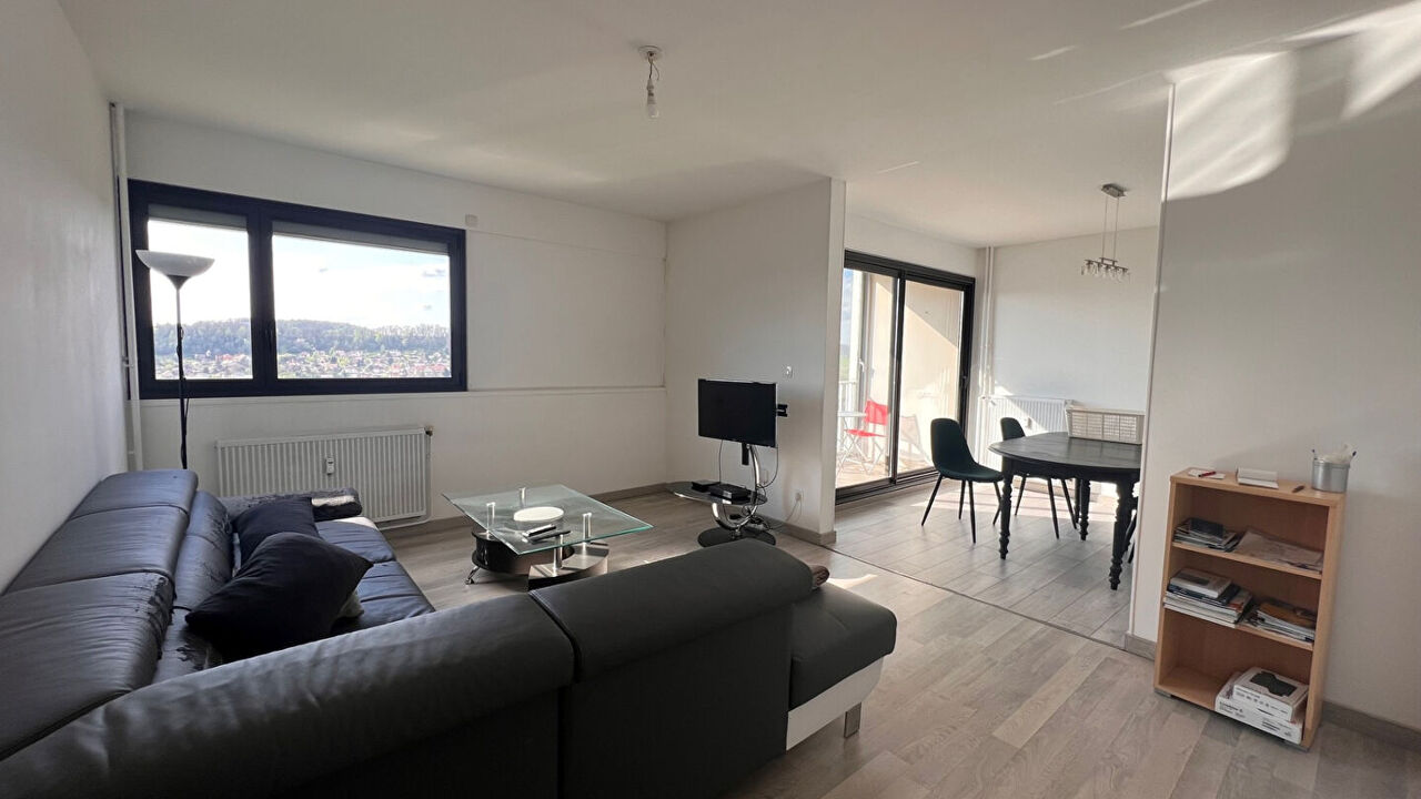 appartement 3 pièces 77 m2 à louer à Lons-le-Saunier (39000)