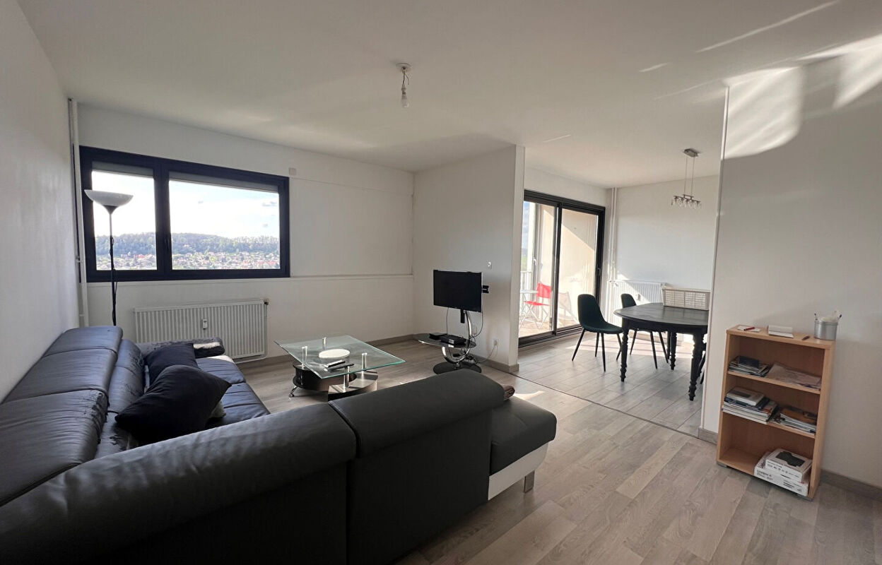 appartement 3 pièces 77 m2 à louer à Lons-le-Saunier (39000)