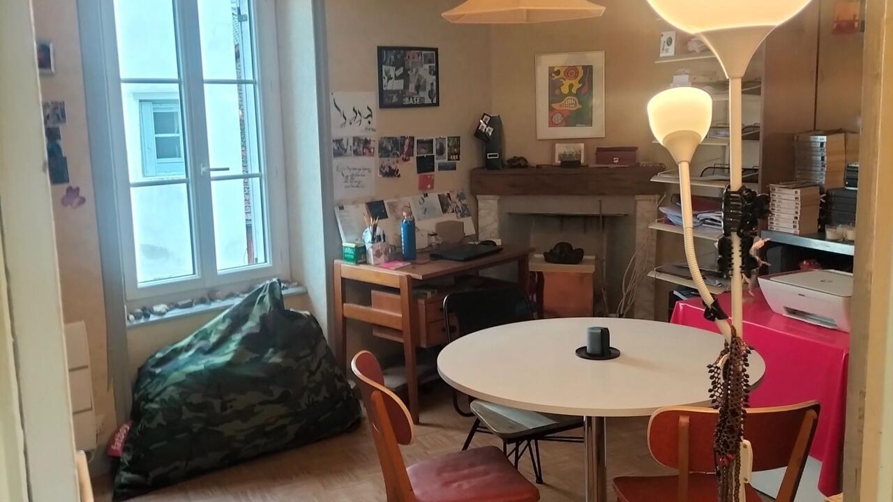 immeuble  pièces 93 m2 à vendre à Courpière (63120)