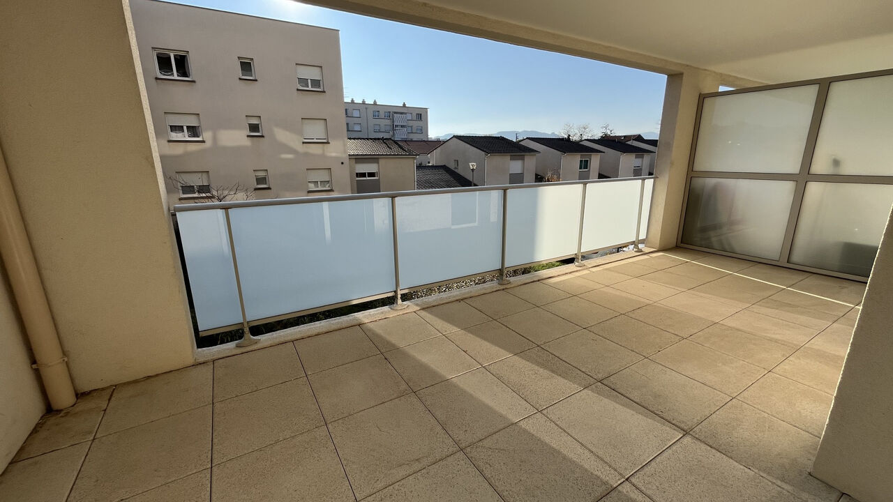 appartement 2 pièces 47 m2 à vendre à Bourg-Lès-Valence (26500)