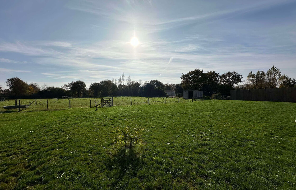 terrain  pièces 4818 m2 à vendre à Saint-Aubin-du-Plain (79300)