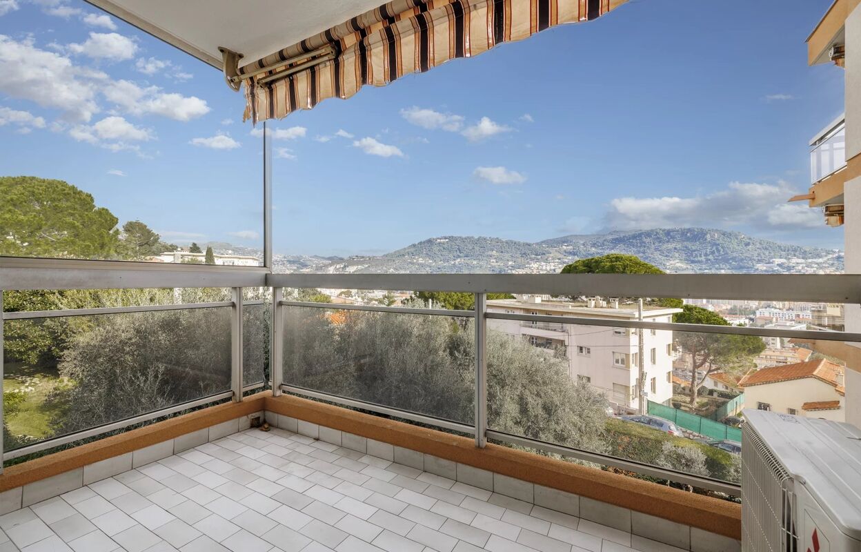 appartement 2 pièces 49 m2 à vendre à Nice (06000)