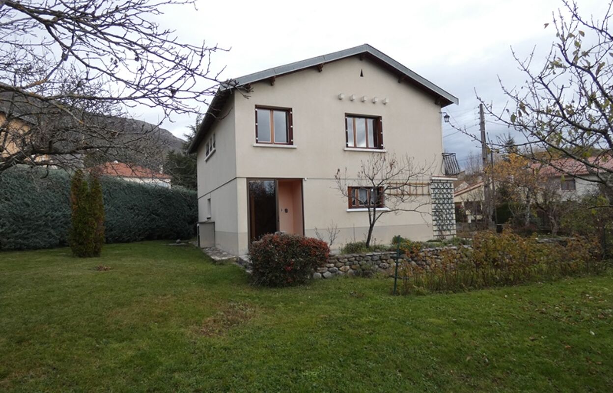 maison 5 pièces 106 m2 à vendre à Aspres-sur-Buëch (05140)