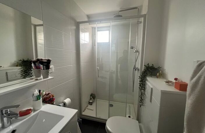 STUDIO PARKING ET BALCON IMPASSE PRIVE CANCLAUX — photo 3